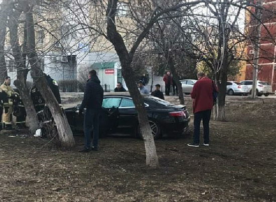 Сахар стал причиной аварии на улице Двинской в Волгограде